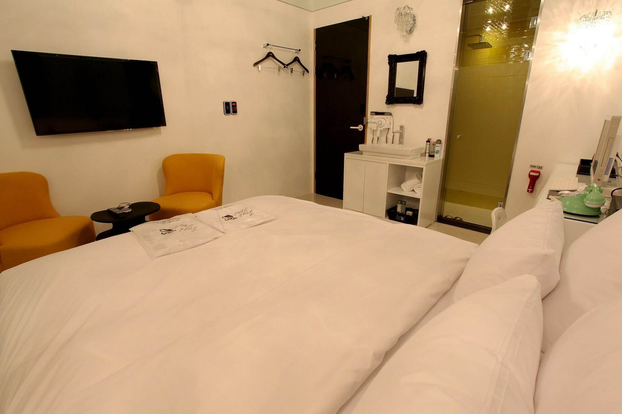 Lush Hotel Seoul Eksteriør billede